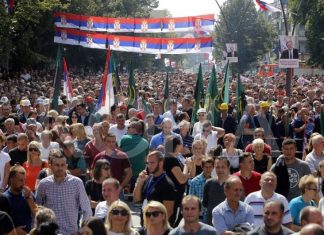 Serbët në veri s’paguajnë as rrymë as ujë, marrin pensione nga Serbia e ankohen se po jetojnë keq