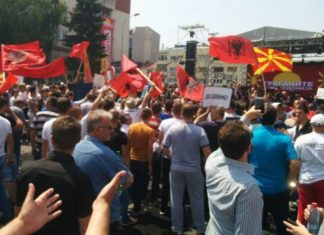 Studentët shqiptar janë gati të ngrihen edhe në Maqedoni, ja kërkesat e tyre