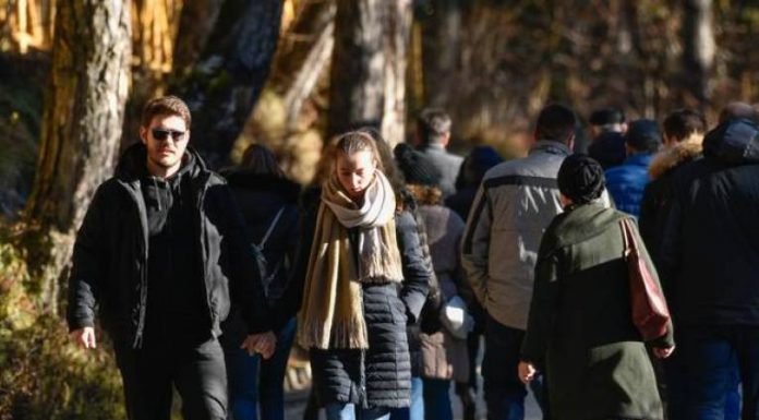 Sunčanu nedjelju Sarajlije iskoristile za uživanje na Trebeviću