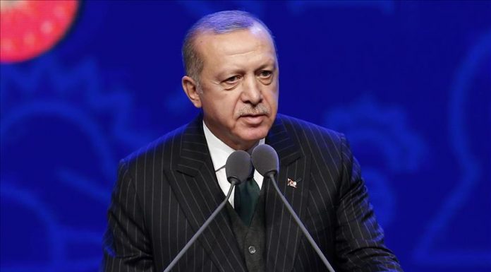 erdogan_b_c_f1ec29669368bfa1f63933bbab85d030