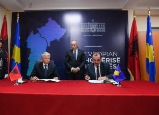 Vuçiç “shashtiset” nga heqja e kufirit Kosovë-Shqipëri