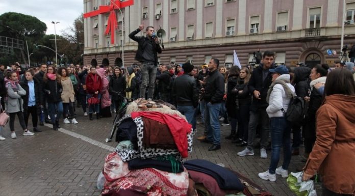 protesta-studnet-shqiperi-5
