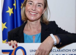 I vërsulen për vizat, Federica Mogherini u përgjigjet me një koment