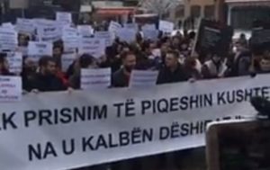 Info Shqip: Ju e latë protestën studentore të shuhet pa shumë zhurmë dhe kjo nuk ju falet
