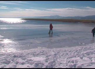 Liqeni i Ohrit ngjan me një pistë patinazhi (VIDEO)