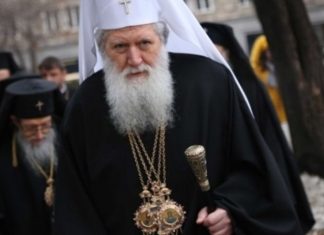 Patriarku Neofit: Me zgjidhjen e çështjes së emrit, do ecë përpara edhe çështja e kishës maqedonase