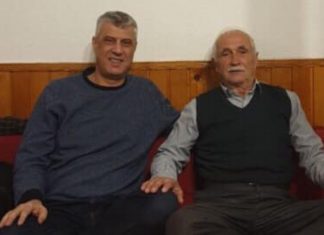 Thaçi në Drenicë, pritet në odën e Haxhi Demakut