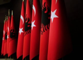 Avokatët nga Turqia i ofrojnë mbrojtje falas luftëtarëve të UÇK-së nga Gjykata Speciale