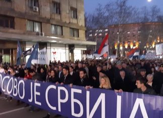 Protestuesit në Beograd kërkojnë të ndalohet “tradhtia e madhe” e Vuçiqit me Kosovën