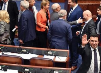 A është duke e humbur Zaevi mbështetjen e 80 deputetëve?
