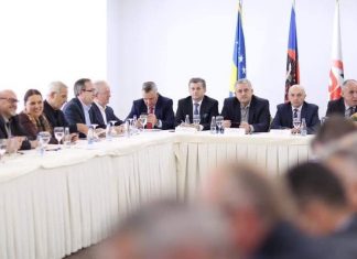 Thaçi fton edhe LDK-në për dekretim në KQZ, ja dy emrat e ftuar