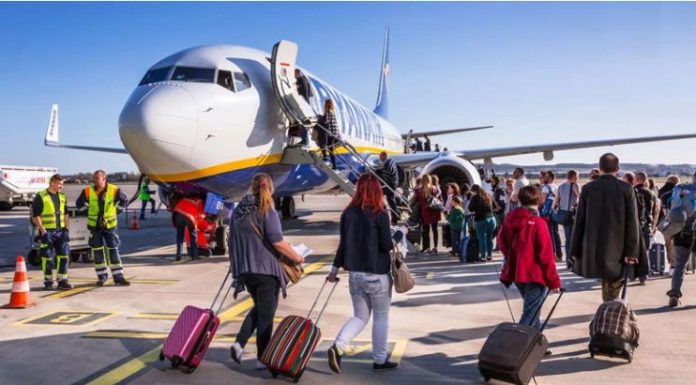 aeroplan-azilant-emigrant