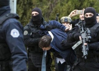 Haradinaj kundër hetimeve ndaj policëve që arrestuan Gjuriqin: Ata duhet t’i dekorojmë (FOTO)