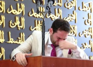 Imami Elvis Naçi gjatë ligjëratës së ditës së xhuma, çka e shtyu të përlotet (VIDEO)