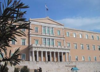 Në Greqi diskutohet bashkëpunimi strategjik me Maqedoninë e Veriut