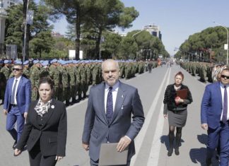 Rama: Gati kundër armiqve të rinj! Kryeministri “sms” edhe Rusisë