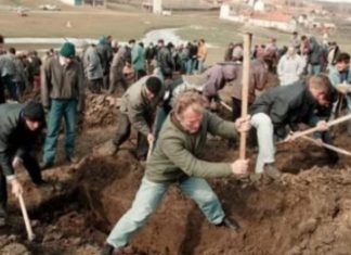Rrëfimi i dy personave që varrosën anëtarët e familjes Jashari