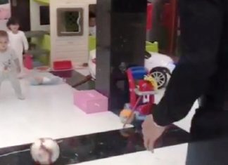 Ronaldo stërvit djalin 2 vjeç, i cili duket një kampion i lindur (VIDEO)