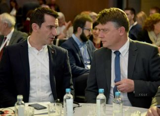 Kryetari i Shkupit Shilegov takohet me kryebashkiakun e Tiranës Erion Veliaj
