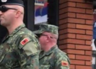 Serbët në alarm, ushtarë nga Shqipëria në veri të Mitrovicës