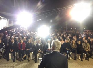 Thaçi nga Studeniçani bën thirrje të votohet Pendarovski, ironizon me kandidaturën e Blerim Rekës (VIDEO)