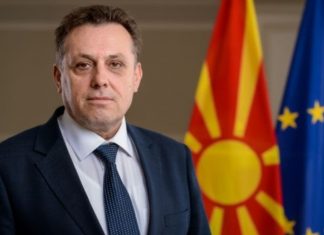Duraku ka një lajm për administratorët që rinë në shpi akoma
