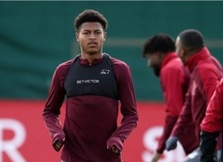 Mungojnë Salah dhe Firminio kundër Barcelonës, Klopp thërret 19-vjeçarin