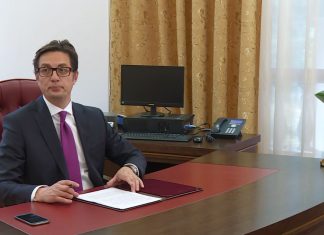 Pendarovski i gatshëm ti nënshkruajë menjëherë ligjet e refuzuara nga ish-presidenti Ivanov