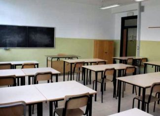 Alternativa kërkon rritjen e pagave me 50 euro për mësimdhënësit