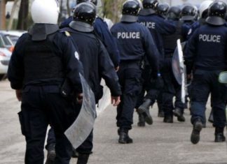 Pamje nga arrestimet e njësisë speciale në veri të Mitrovicës (VIDEO)