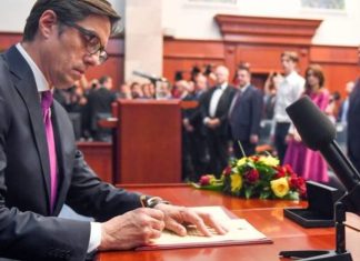 Shqipja bëhet gjuha e dytë zyrtare në Maqedoni