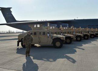 Lazanski: Amerika është duke armatosur Shqipërinë