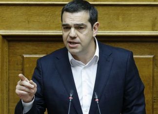 Tsipras nga Parisi kërkon hapjen e negociatave për Maqedoninë e Veriut