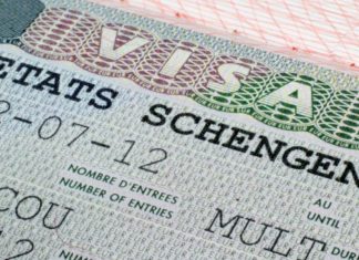 Ambasada gjermane befason shqiptarin: I jep vizë 5-vjeçare, pa e kërkuar