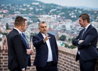 Mickoski në Budapest, takoi Orbanin, por a do të takohet me Gruevskin?!
