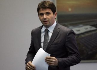 Shtrohet me urgjencë në spital ish ministri Janakievski