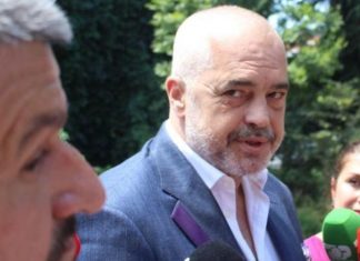Rama: Një gërmadhe që vetëm emrin ka teatër