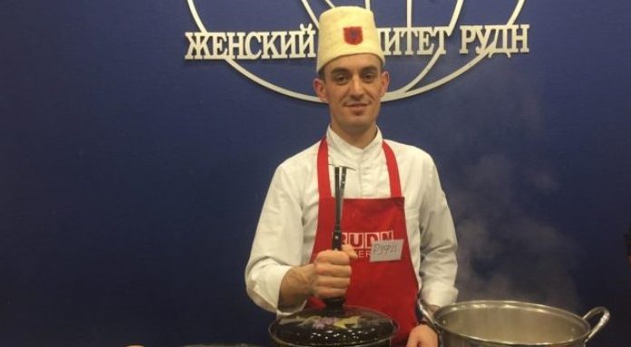 tetovari rusi kuzhinier