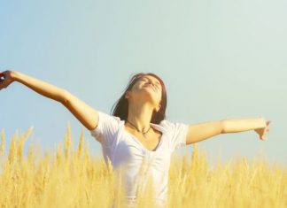 Vërtetohet: Njerëzit optimistë jetojnë më gjatë