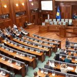 Opozita debat të fortë në Kuvend, tërhiqet maxhoranca: Nesër seancë e posaçme për Ahmetajn