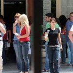 Maturantët në dilemë për të ardhmen e tyre