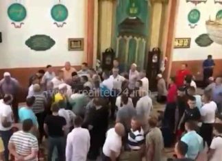 Përleshje mes xhematit në një xhami të Kërçovës (VIDEO)