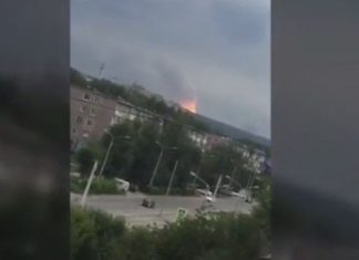Rusi, shpërthim i fuqishëm në bazën ushtarake, 2 persona ndërrojnë jetë, disa të plagosur (VIDEO)