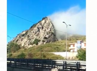 Tërmeti shembi një pjesë, ditën e sotme është shembur një pjesë tjetër e Shkëmbit të Kavajës (VIDEO)