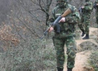 Xhandarmëria serbe hyn në Kosovë