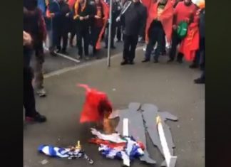 Maqedonasit e Australisë djegin flamujt e “armiqve”, mes tyre edhe flamurin shqiptar (VIDEO)