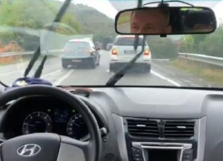 Fiks si nëpër filma, policia ndjek shoferin me “Mercedes ML” në Elbasan (VIDEO)