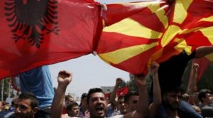 Info Shqip: Si të tejkalohen inatet, përçarjet dhe ndasitë, që të fitojnë shqiptarët në Maqedoni?