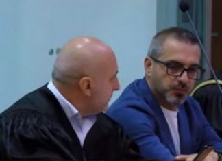 Fundoset Tahiri: “Rama është shefi im i madh”, Tahiri nxjerr fotot në gjykatë: S’ka bir k*rve, ju s’keni parë asgjë akoma