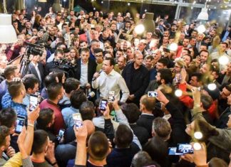 Albin Kurti në Tiranë për të festuar fitoren e Vetëvendosjes në zgjedhjet e Kosovës